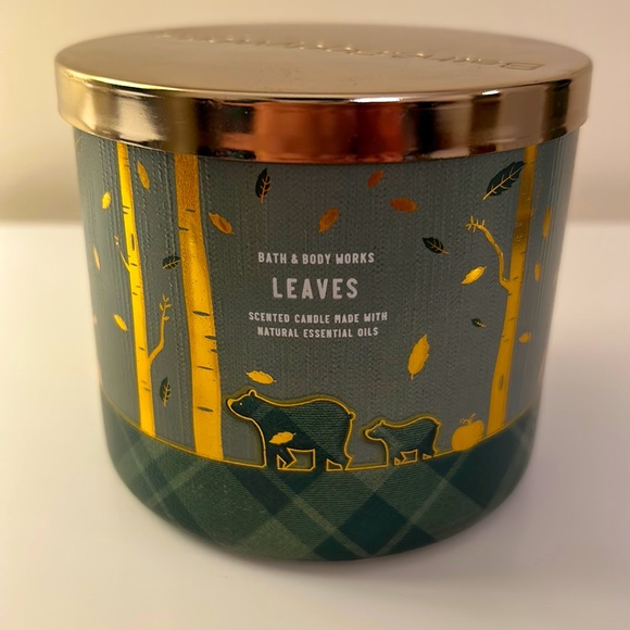Bath & Body Works Accents Bath Body Works Leaves Candle 45 Oz New